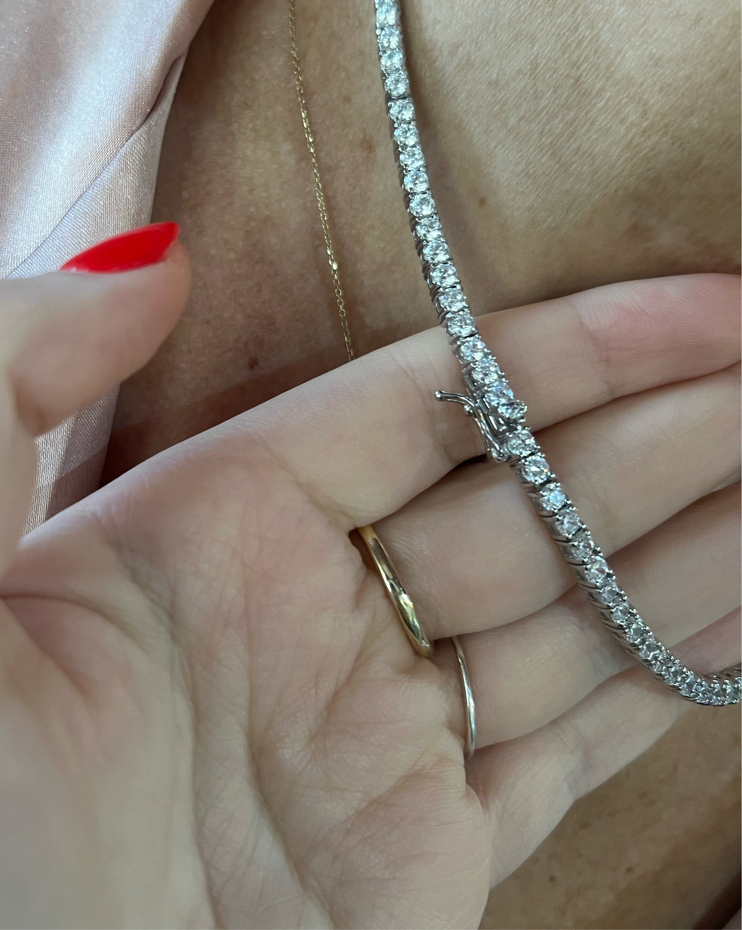 Sara Tennis Necklace