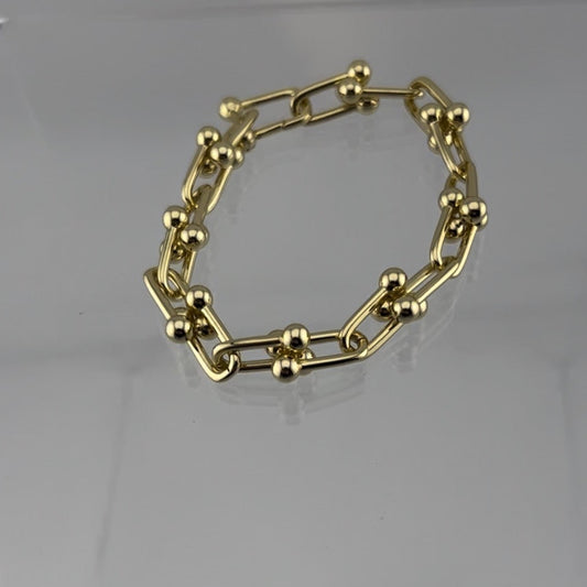 U link Bracelet