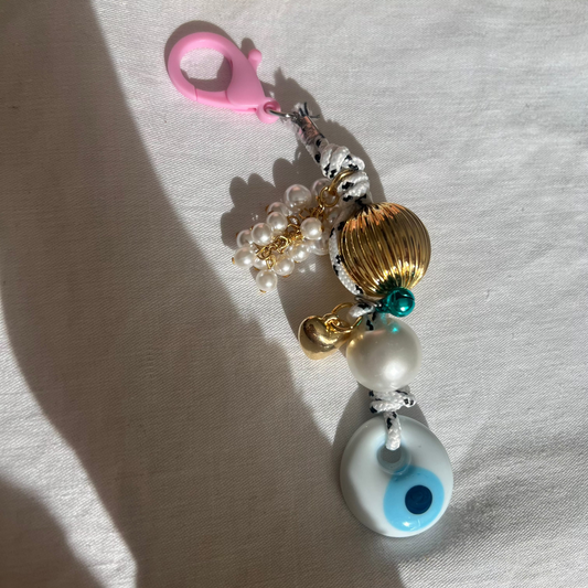 Pearly bag charm